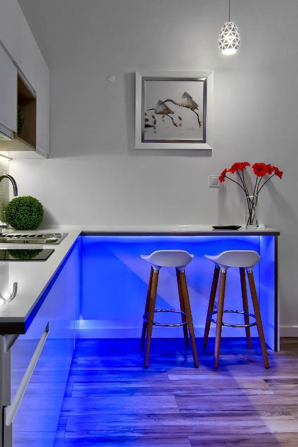 Apartament Bialy Z Jacuzzi クラクフ エクステリア 写真